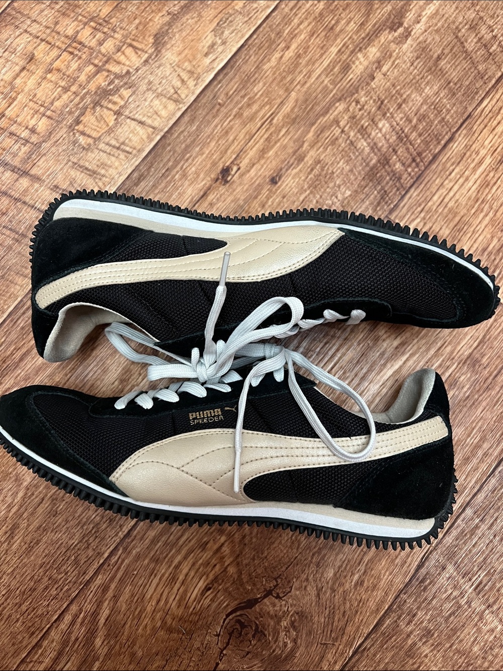 Puma Sneakers
